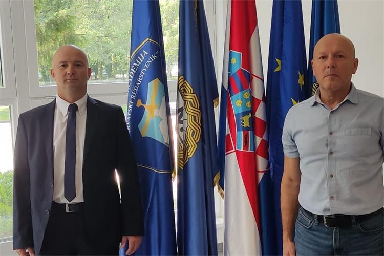 Slika /02_vijesti/2025/6 - lipanj/Profesor iz Bugarske na Veleučilištu/naslovna BG.jpg